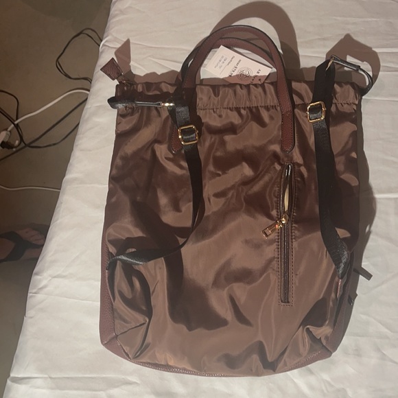 NWT AR New York book bag purse. - Picture 2 of 2